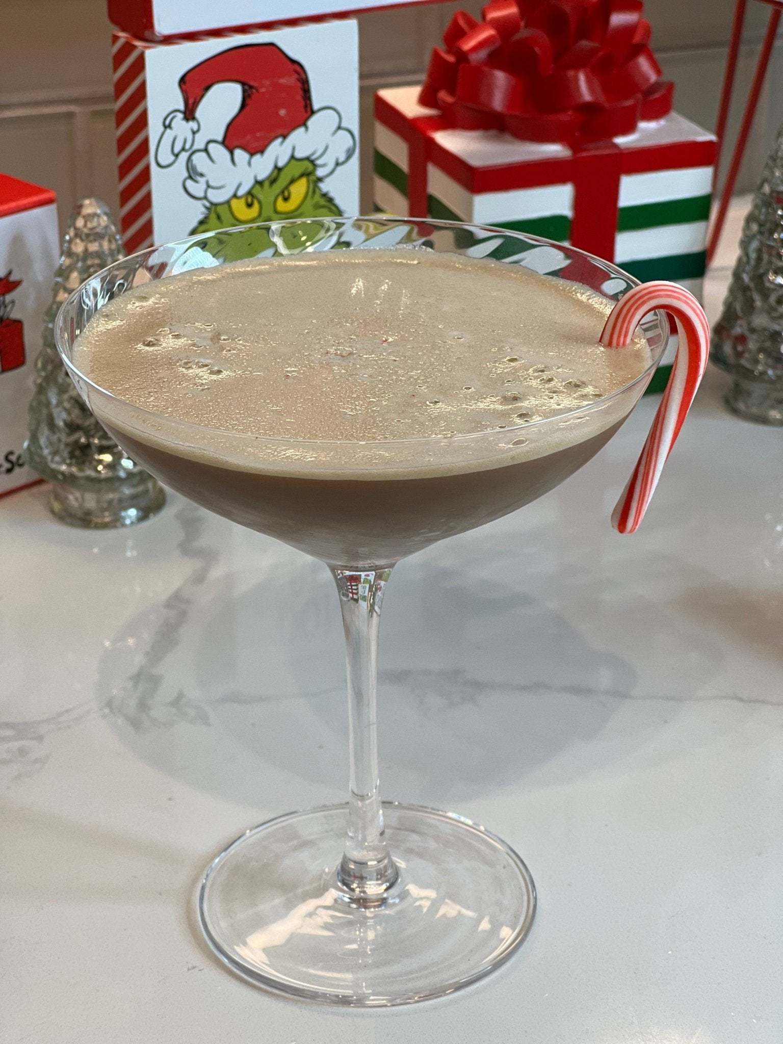 Peppermint Espresso Martini: An Invigorating Holiday Delight - Mixed Methods Bartending