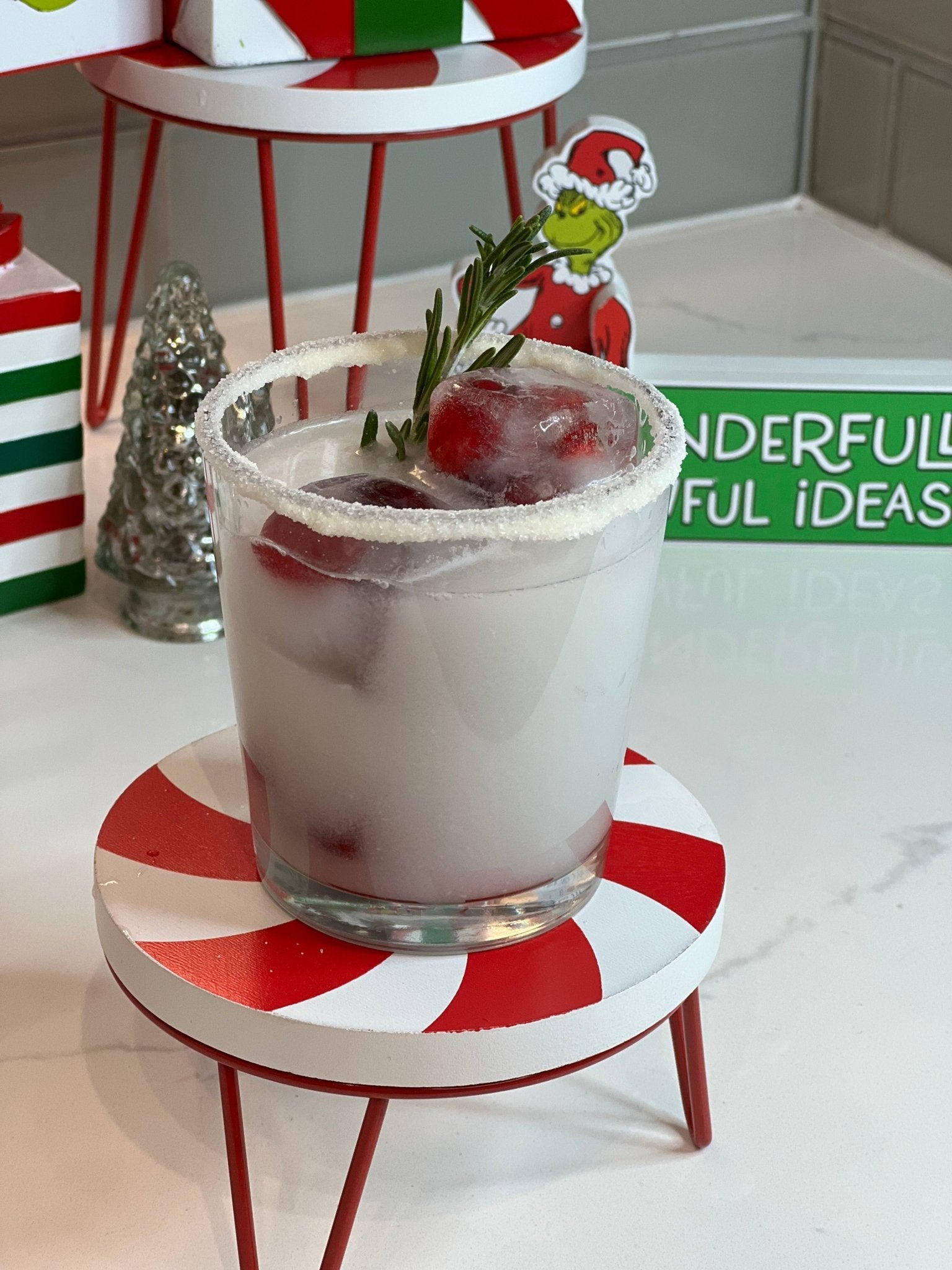 The Jingle Don: A Tropical Holiday Delight - Mixed Methods Bartending